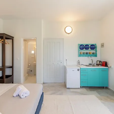 Androniki - Your Escape - Near Parikia Parikia (Paros)
